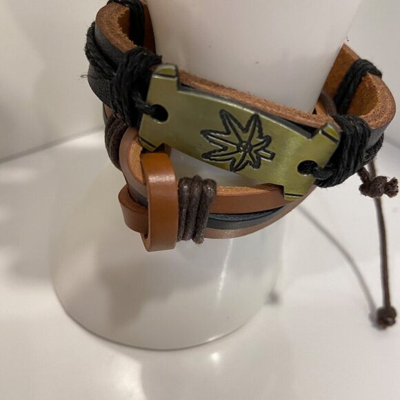 Pot Leaf Weed Leather 2 Bracelet duo Set With Metal Plate & Adjustable Strap - Picture 1 of 12